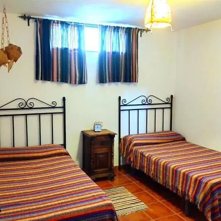 La Casita De Piedra Ronda