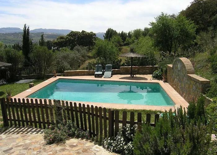 La Casita De Piedra Ronda